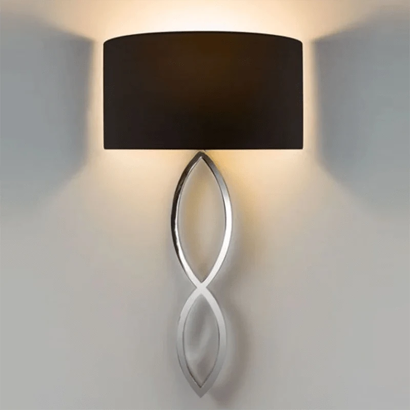 Applique murale LED en tissu avec cercle créatif en fer - Éclairage moderne de qualité | Marco Lucetti Poteau d&#39;éclairage chromé 1