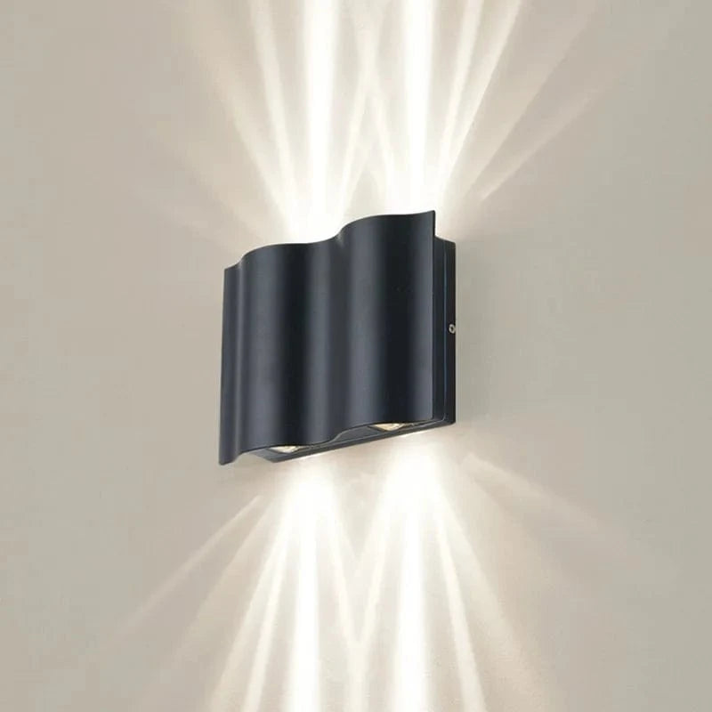 Applique murale LED étanche pour jardin et balcon en aluminium - Luminosité et résistance garantis | Marco Lucetti