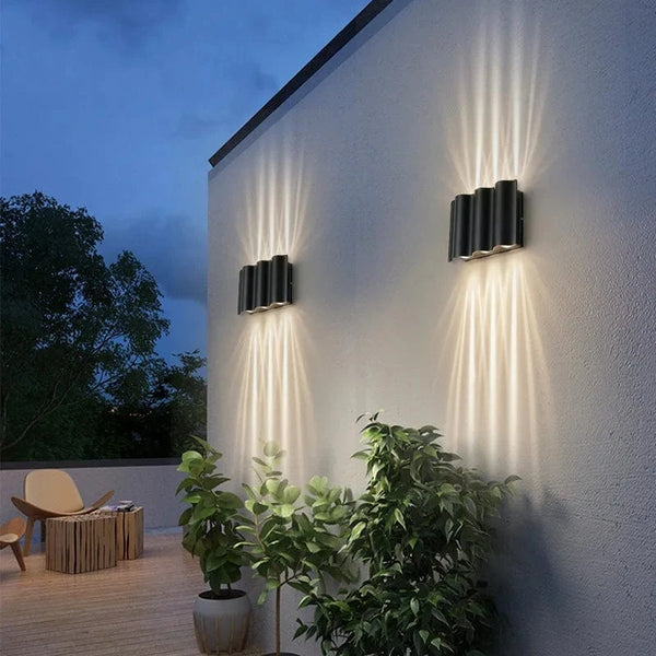Applique murale LED étanche pour jardin et balcon en aluminium - Luminosité et résistance garantis | Marco Lucetti