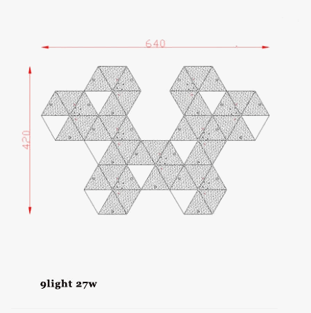 Applique murale LED "Honeycomb Glow" en acier inoxydable doré, pour une ambiance lumineuse postmoderne. | Marco Lucetti