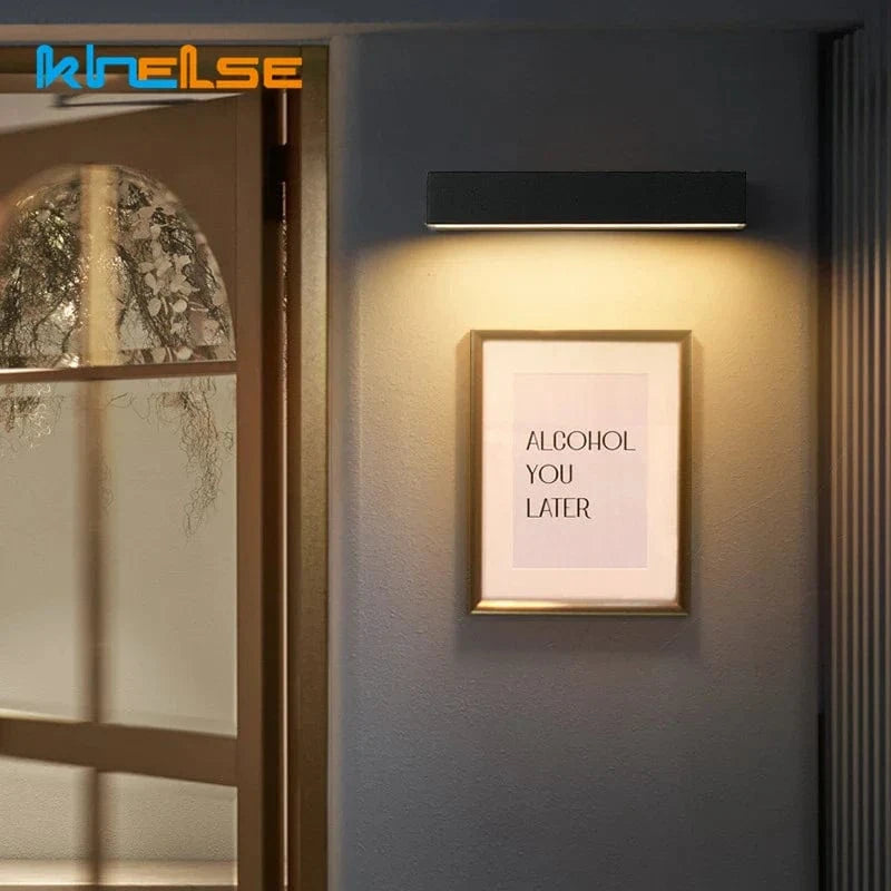 Applique murale LED imperméable d'extérieur pour jardin et garage - Luminex | Marco Lucetti