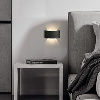 Applique murale LED industrielle courbée Davia | Marco Lucetti