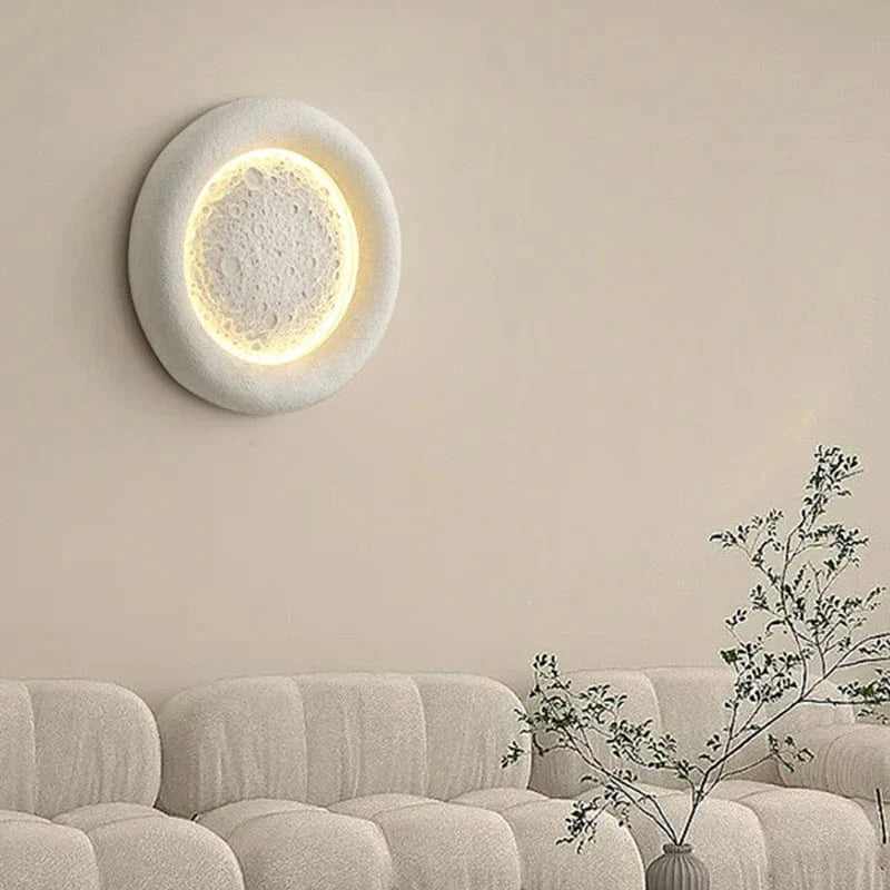 Applique murale LED Lune Ronde avec Intensités Variables - Art Déco en Résine | Marco Lucetti