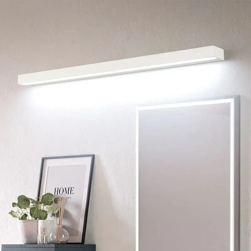 Applique murale LED moderne pour salle de bain et toilettes, étanche et design - Lustre lumineux pour miroir, escaliers et allée | Marco Lucetti