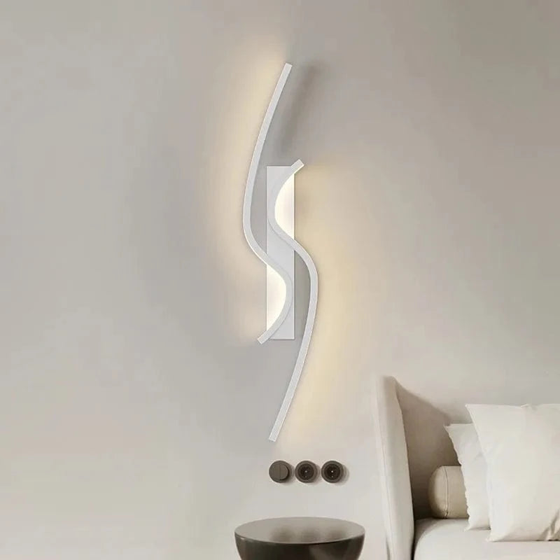 Applique murale LED moderne pour salon TV fond allée chambre chevet - Luminex | Marco Lucetti