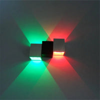 Applique murale LED moderne pour sublimer vos espaces intérieurs et extérieurs. | Marco Lucetti Lumière vert-rouge / 2w