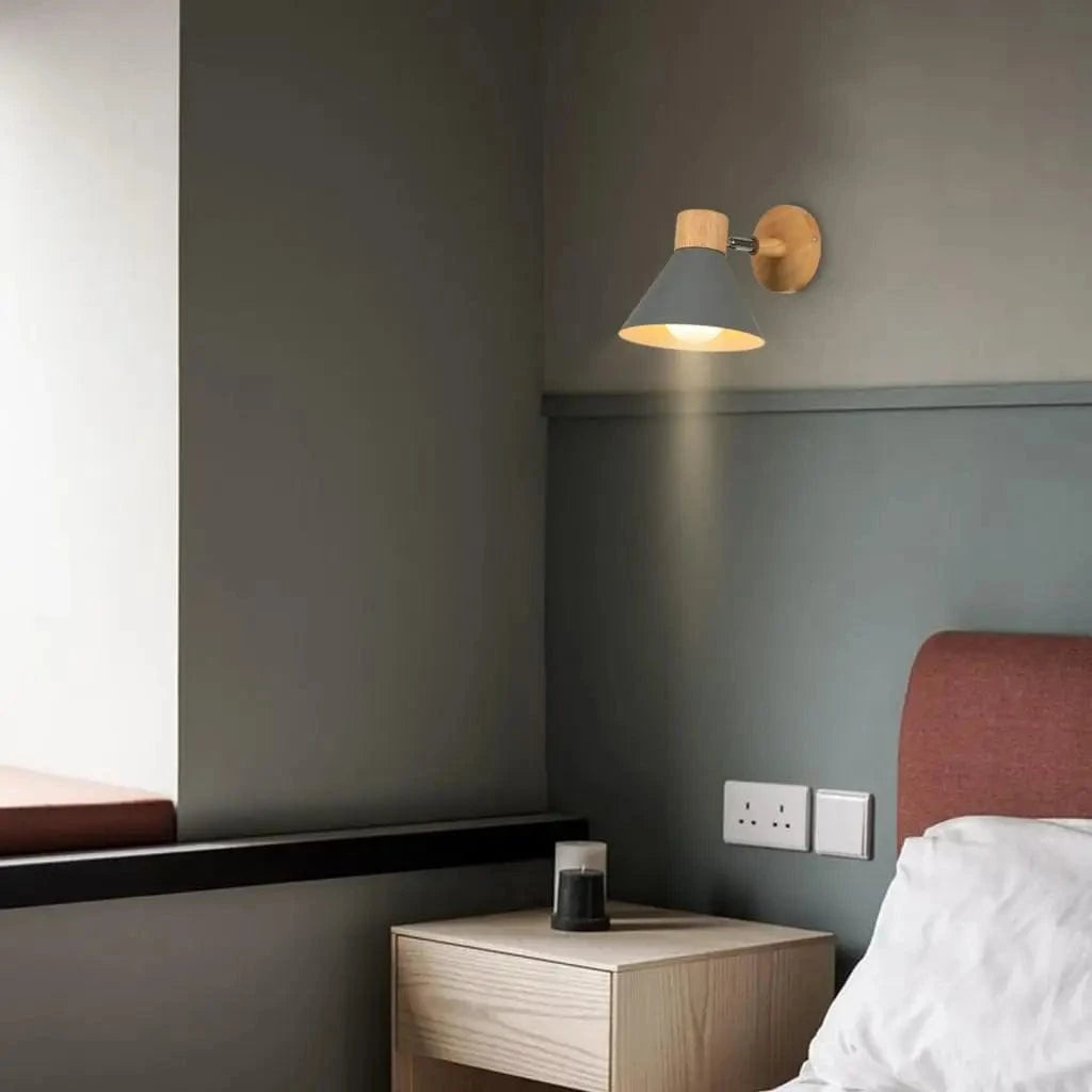 Applique murale LED nordique en bois - Élégance moderne | Marco Lucetti