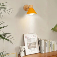 Applique murale LED nordique en bois - Élégance moderne | Marco Lucetti