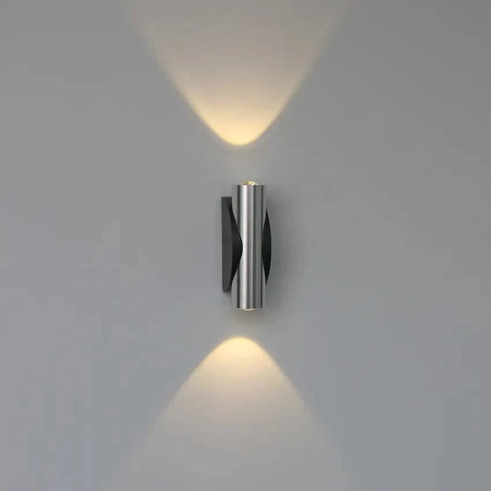 Applique murale LED Simple en aluminium - Éclairage Moderne | Marco Lucetti Blanc chaud (2700-3500K)
