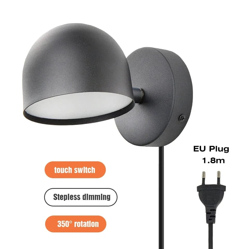 Applique murale LED Smart Touch, rotation à 350°, variateur et prise | Marco Lucetti Prise UE noire / Lumière chaude 3000K