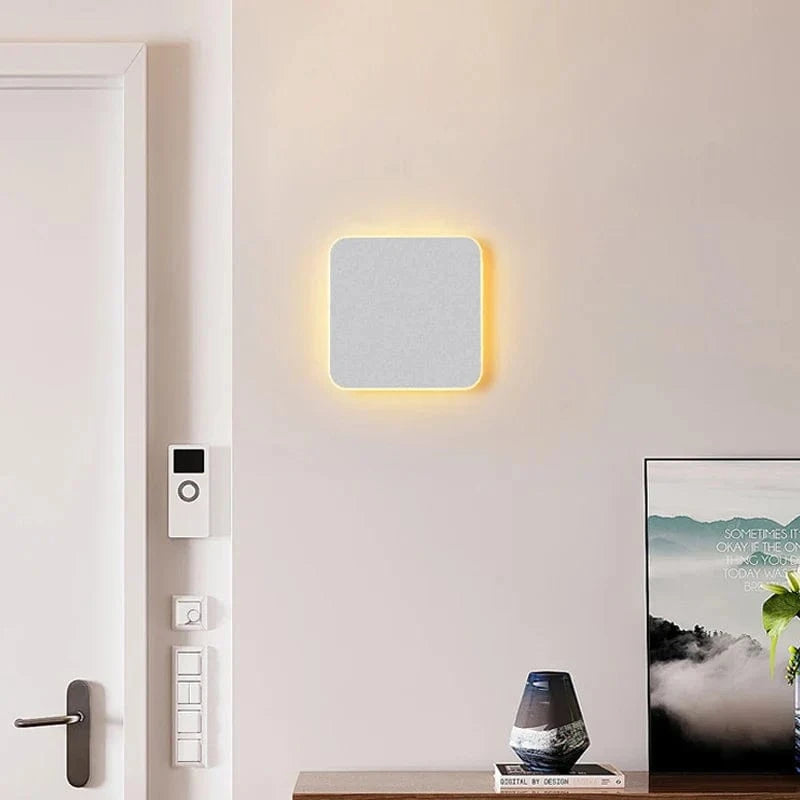 Applique murale LED tactile - Idéale pour chambre et escalier | Marco Lucetti