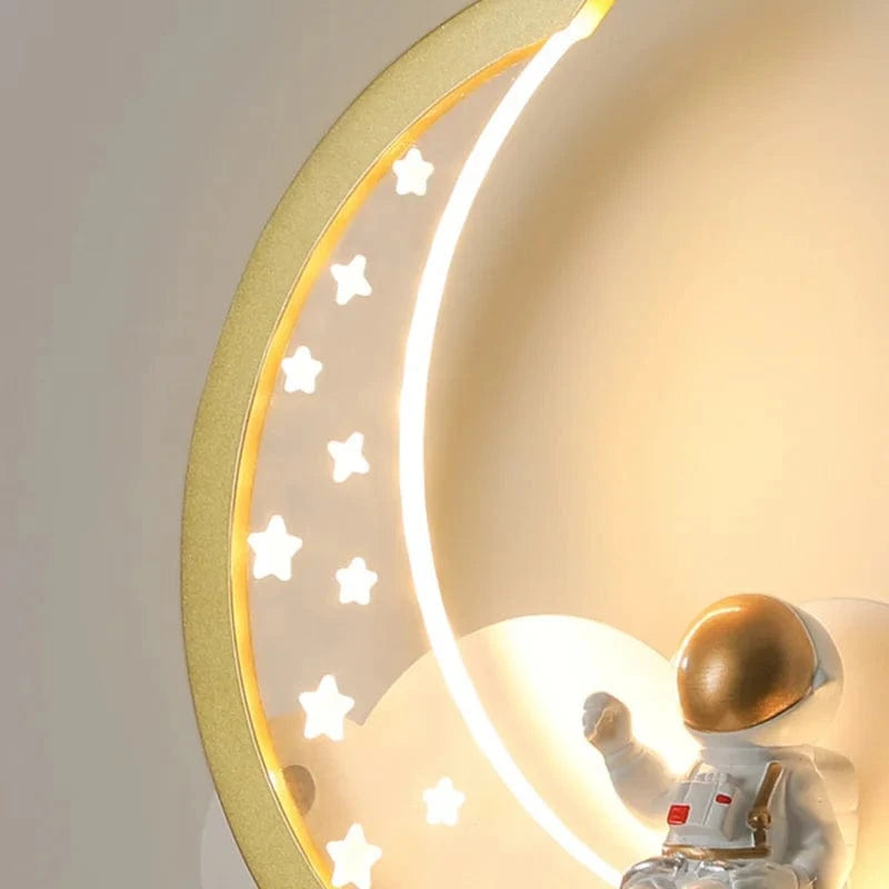 Applique murale Luna Glow : moderne forme de lune avec veilleuse LED | Marco Lucetti