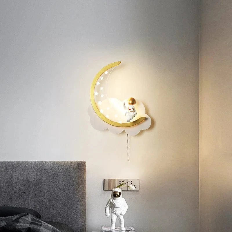 Applique murale Luna Glow : moderne forme de lune avec veilleuse LED | Marco Lucetti