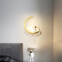 Applique murale Luna Glow : moderne forme de lune avec veilleuse LED | Marco Lucetti