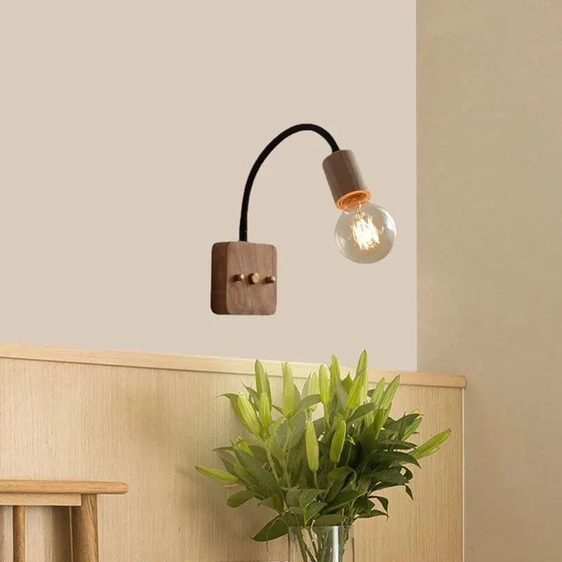 Applique murale minimaliste en bois pour étude et lecture - Élégance naturelle | Marco Lucetti