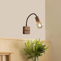 Applique murale minimaliste en bois pour étude et lecture - Élégance naturelle | Marco Lucetti