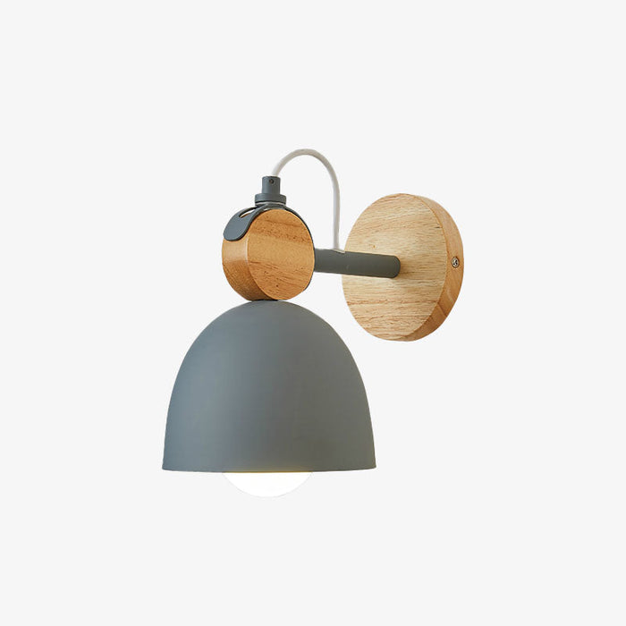 Applique murale moderne Lyra en bois nordic.
