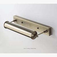 Applique murale moderne en aluminium brossé - Élégance épurée | Marco Lucetti