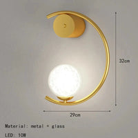 Applique murale moderne en métal doré pour une ambiance minimaliste. | Marco Lucetti StyleB / Lumière chaude