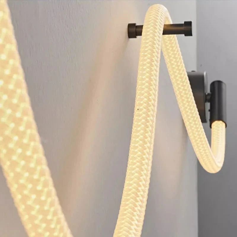Applique murale moderne en Tube de néon LED tissé en Silicone - GlowFlex™ | Marco Lucetti