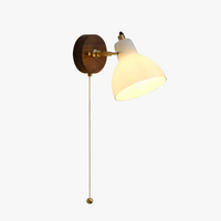 Applique murale moderne en verre et laiton avec interrupteur ajustable - Collection Lumina