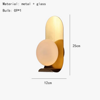 Applique murale design en verre et métal pour intérieur haut de gamme