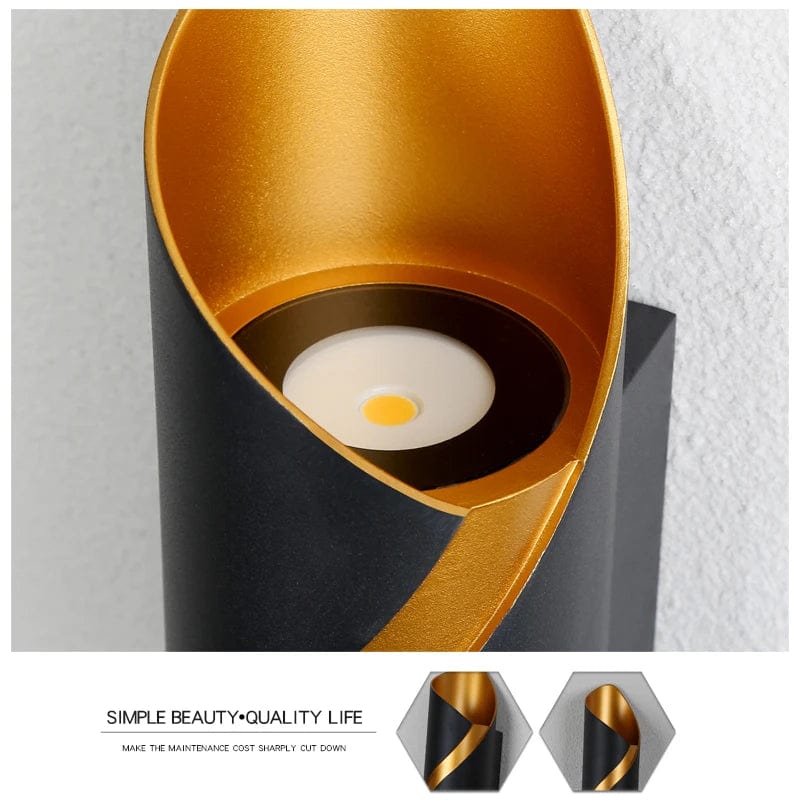 Applique murale moderne haut de gamme pour éclairer votre espace extérieur ou intérieur en blanc, noir et or | Marco Lucetti