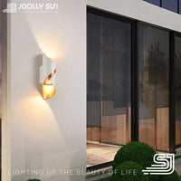 Applique murale moderne haut de gamme pour éclairer votre espace extérieur ou intérieur en blanc, noir et or | Marco Lucetti