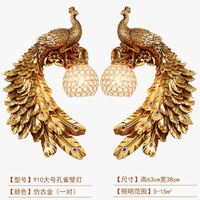 Applique Murale Moderne Vintage en Résine de Paon Dorée | Marco Lucetti