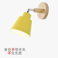 Applique murale nordique en bois pivotant avec interrupteur contemporain | Marco Lucetti