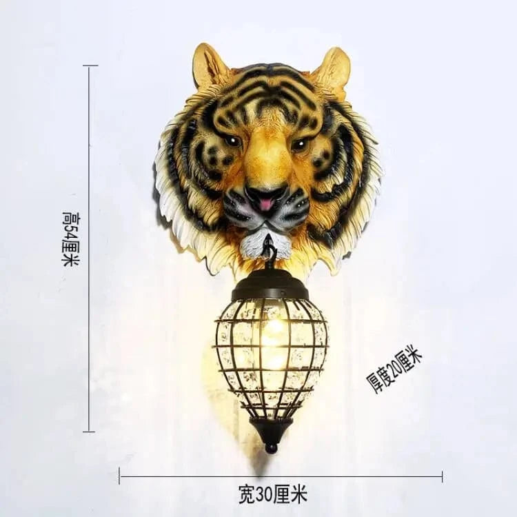 Applique murale nordique en résine avec tête de lion : décoration industrielle authentique | Marco Lucetti Tigre