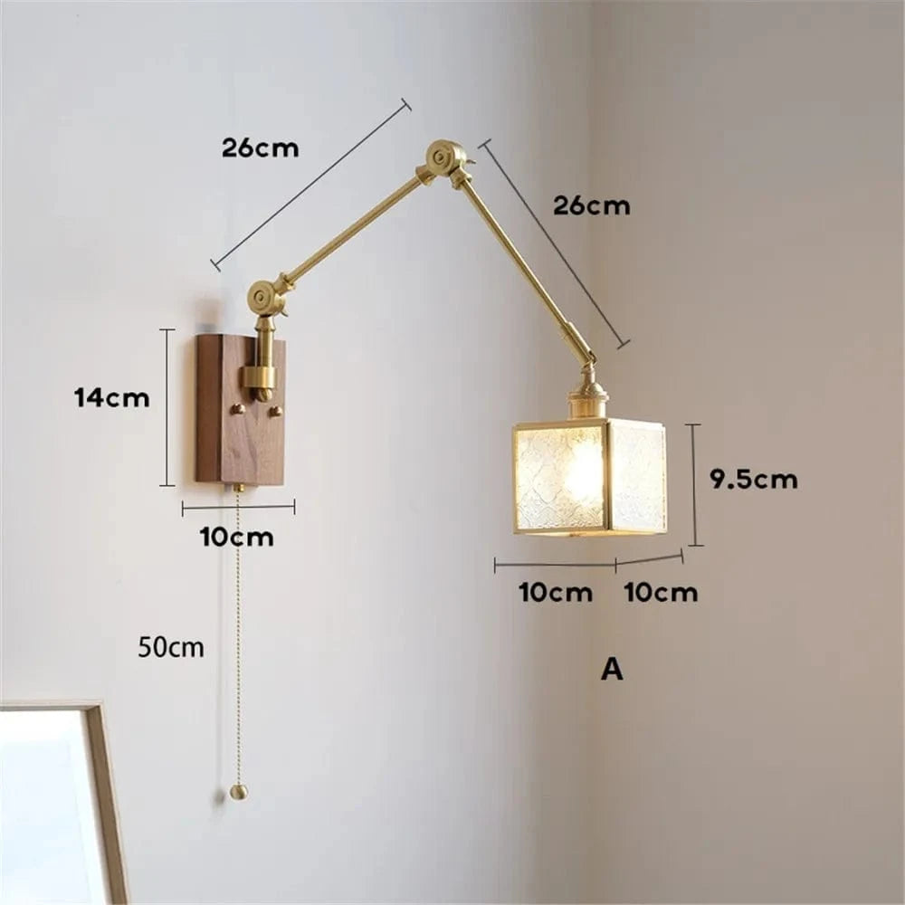 Applique murale rétro en cuivre avec bras oscillant et abat-jour ajustable. | Marco Lucetti