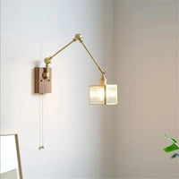 Applique murale rétro en cuivre avec bras oscillant et abat-jour ajustable. | Marco Lucetti