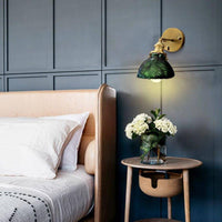 Applique murale rétro LED dorée verre émeraude | Marco Lucetti