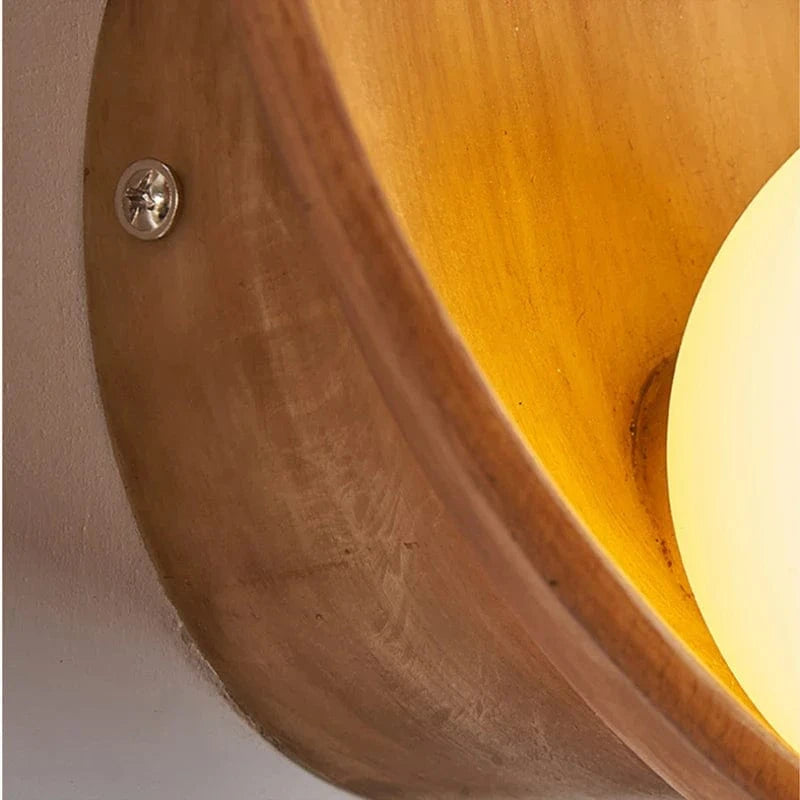 Applique murale ronde en résine pour une décoration maison tendance | Marco Lucetti