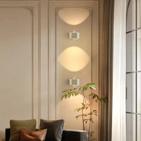 Applique murale ronde minimaliste Bauhaus médiéval. | Marco Lucetti