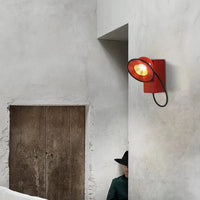 Applique murale Stilnovo Minibox : lumière magnétique pour un design moderne et rétro | Marco Lucetti