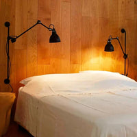 Applique murale vintage américaine avec prise et abat-jour pivotant | Marco Lucetti