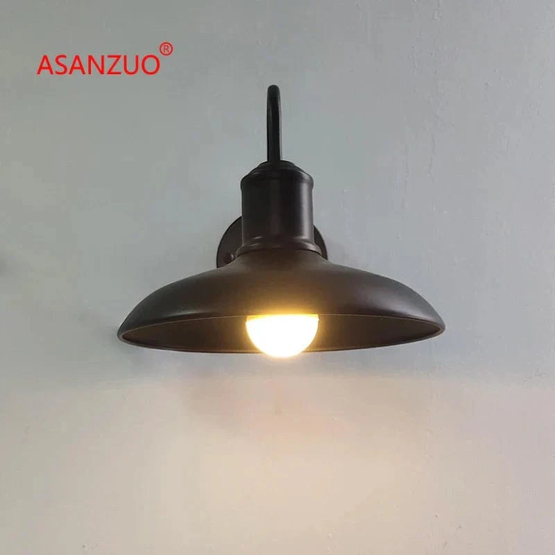 Applique murale vintage américaine pour extérieur | Marco Lucetti