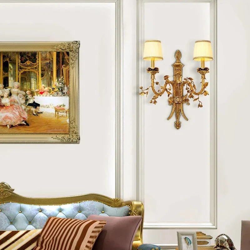 Applique murale vintage en laiton - Édition française pour intérieur médiéval européen | Marco Lucetti