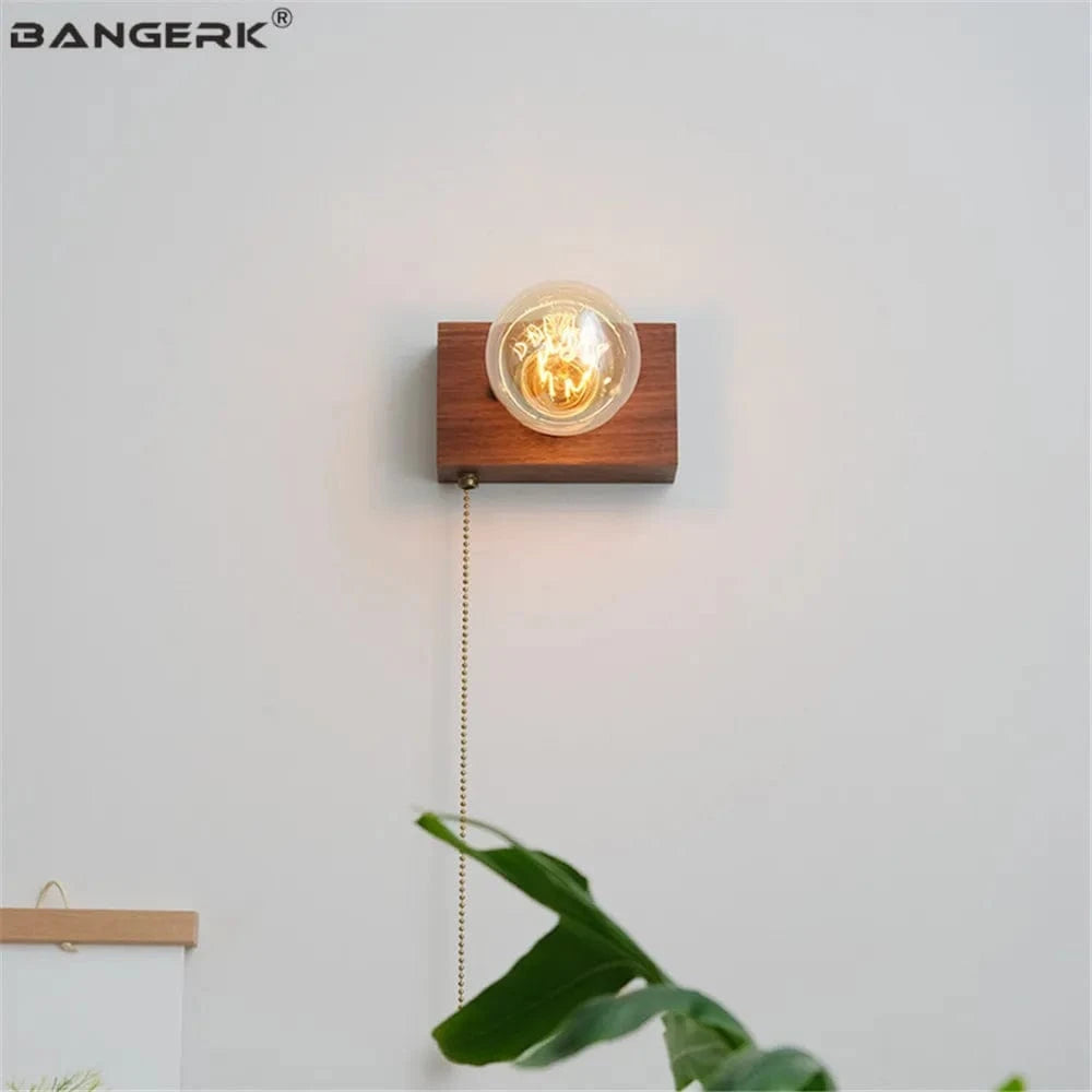 Applique Murale Vintage en Noyer Edison avec Interrupteur à Tirette - Édition Limitée | Marco Lucetti