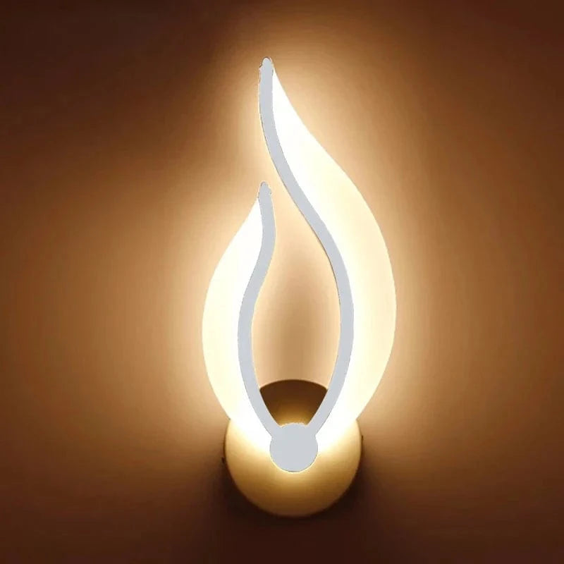 Applique ovale moderne en LED et acrylique | Marco Lucetti