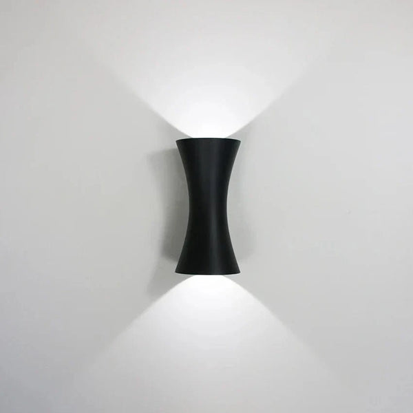 Appliques murales d'extérieur étanches à LED pour une ambiance lumineuse moderne | Marco Lucetti