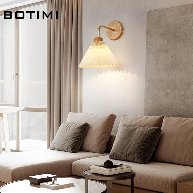 Appliques murales LED nordiques en bois avec abat-jour lumineux | Marco Lucetti