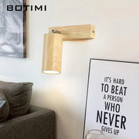 Botimi - Applique murale nordique en fer avec bouton-poussoir en imitation bois | Marco Lucetti