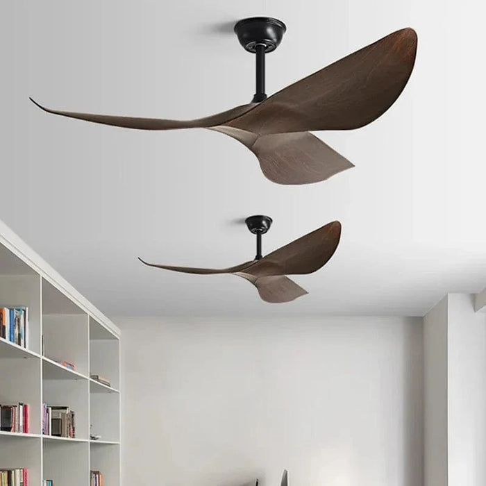 Bureau moderne américain avec ventilateur de plafond à télécommande sans lumière | Marco Lucetti