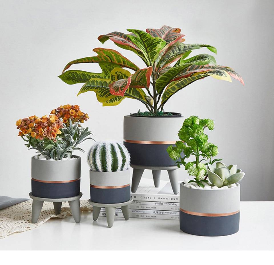 Cache-pot sur pied bas design effet Ciment Ultima | Marco Lucetti