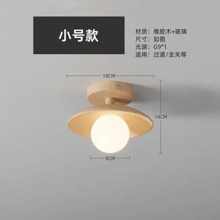 Couloir en bois nordique avec luminaires suspendus | Marco Lucetti Brun