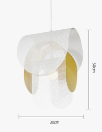 Suspension design danoise en métal perforé rond