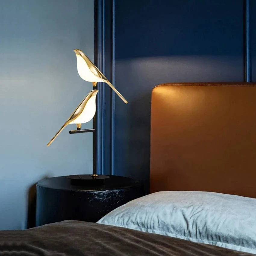Design Lampe de Table LED Postmoderne en Placage Or Oiseau | Marco Lucetti
